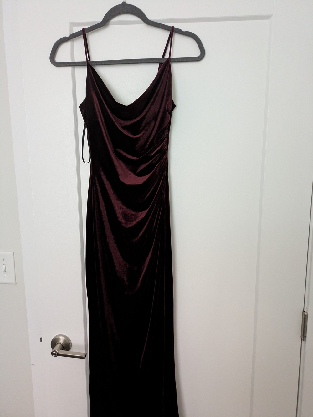 Laundry By Shelli Segal Burgundy Velvet Cowl Neck Maxi Dress